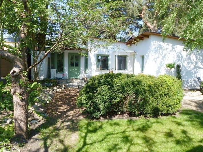 Ferienhaus für 3 Personen, mit Terrasse und Garten sowie Ausblick in Rahnsdorf