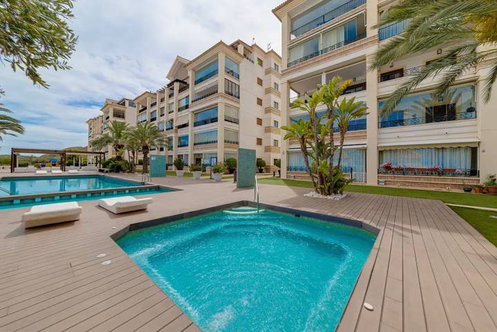 Ferienwohnung für 5 Personen, mit Balkon und Whirlpool sowie Kinderpool und Sauna in Guardamar del Segura - 2