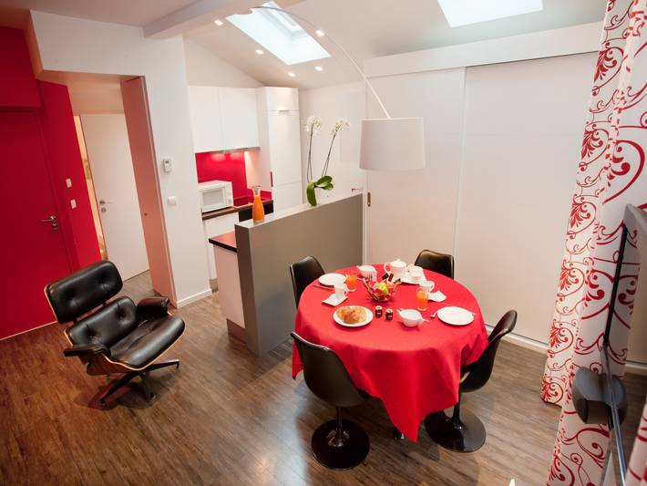 Gîte pour 2 personnes, adapté aux familles à Menthon-Saint-Bernard - 4