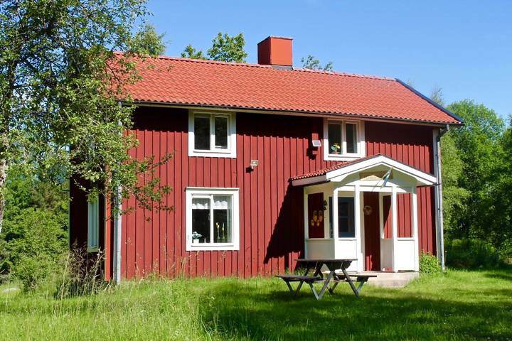 Hus för 8 Personer med bubbelpool in Kronobergs