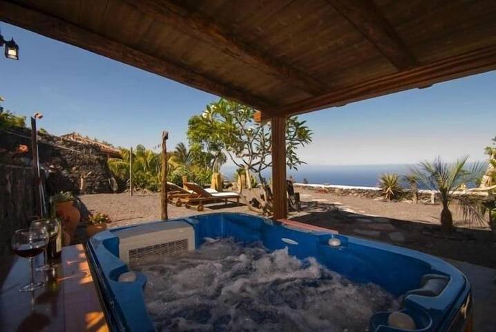 Casa rural para 2 personas, con jardín y vistas en Fuencaliente de La Palma - 2