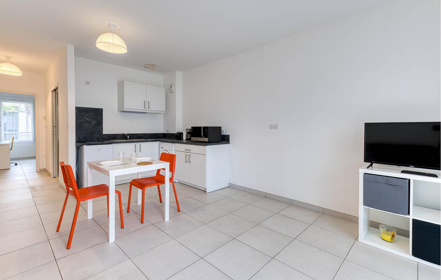 Appartamento intero, Accogliente appartamento con WiFi, parcheggio, giardino a 2 km dalla spiaggia in La Rochelle, La Rochelle e dintorni