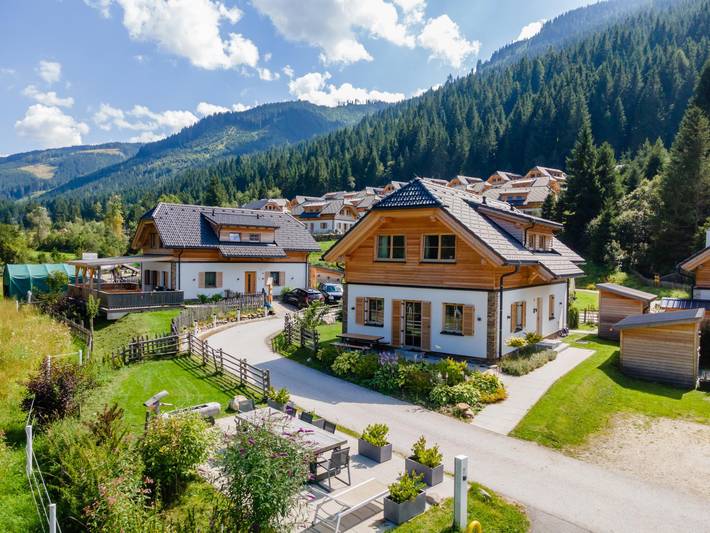 Ferienhaus für 10 Personen, mit Garten und Whirlpool sowie Sauna und Terrasse in Donnersbachwald