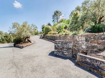 Vacation Rental for 10 Guests in Pietroso, Haute-Corse, Picture 1