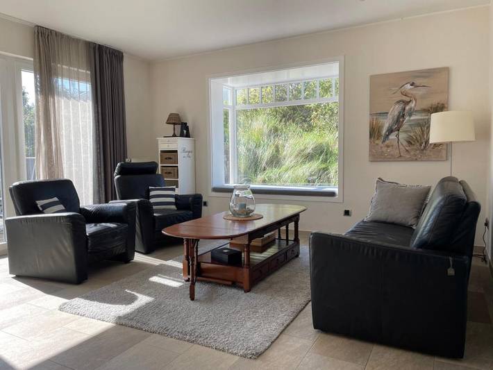 Ferienhaus für 6 Personen, mit Terrasse und Garten sowie Sauna und Seeblick