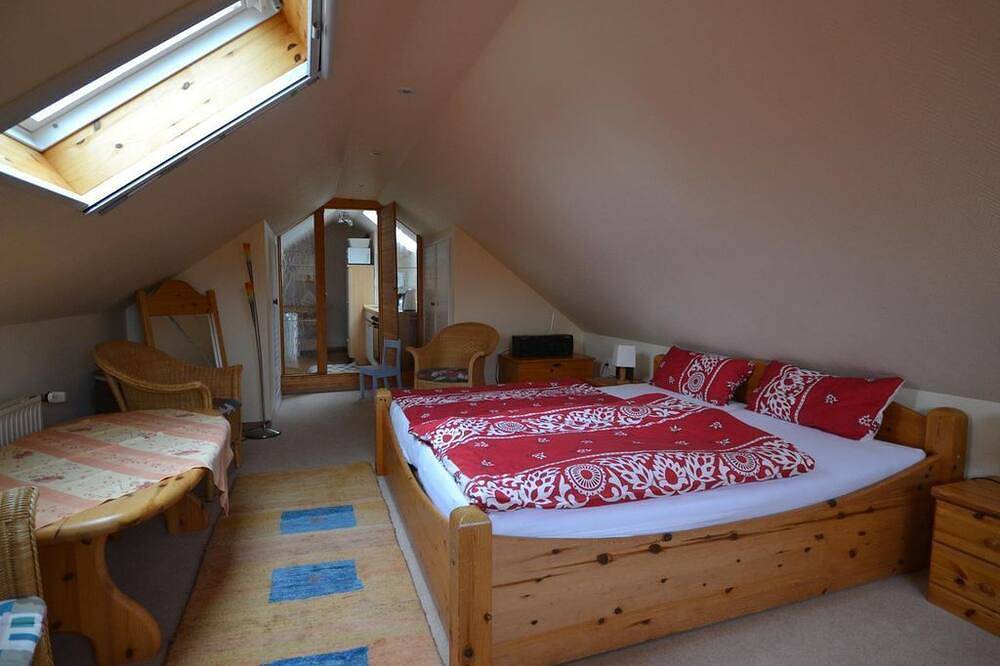 Ganze Wohnung, Haus hinter dem silbernen Zaun - Ferienwohnung/2 Schlafräume/Dusche, Wc in Mölln, Kreis Herzogtum Lauenburg