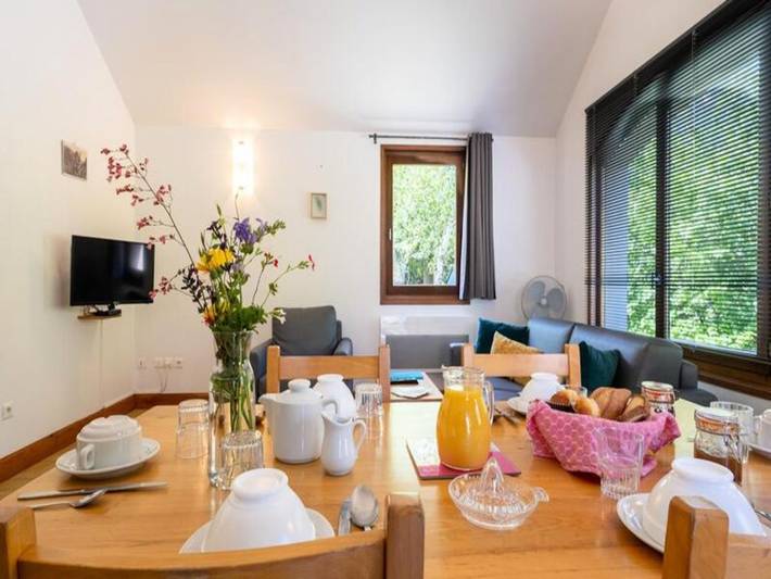 Gîte pour 6 personnes, avec piscine et terrasse, animaux acceptés dans Massegros Causses Gorges - 2