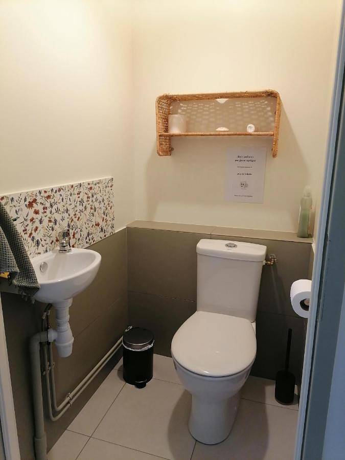 Location de vacances pour 4 personnes, avec vue ainsi que jardin et terrasse à Saint-Jacques-d'Ambur - 2