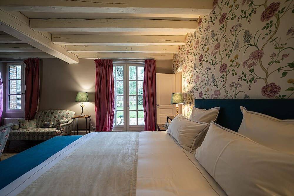 Villa de lux Avec Piscine Intérieure Chauffée 1h30 de Paris in Nouan-le-Fuzelier, Sologne