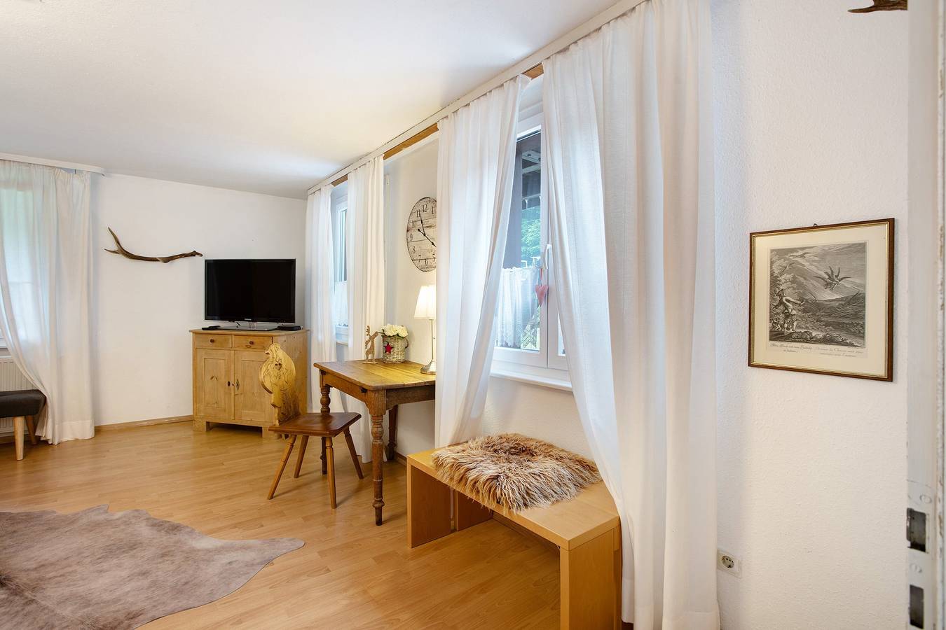 Ganze Wohnung, Ferienwohnung Mit Gartenblick" mit Gemeinschaftsgarten und Wlan in Dachsberg, Südschwarzwald