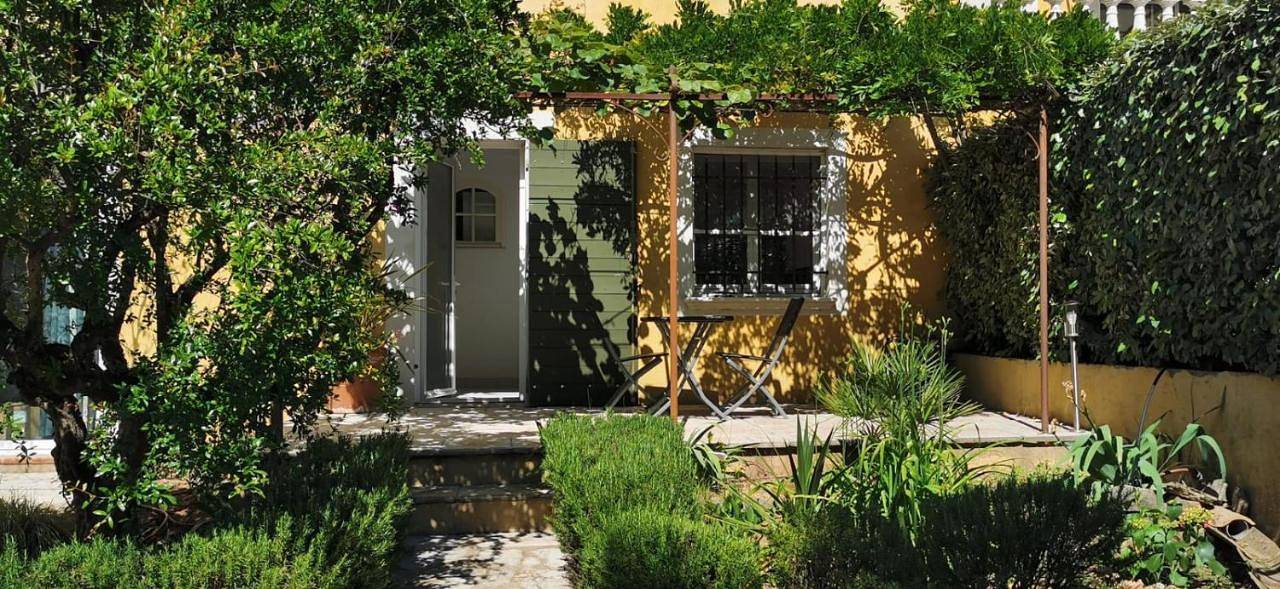 Double Room with Terrace in Taradeau, Région de Draguignan
