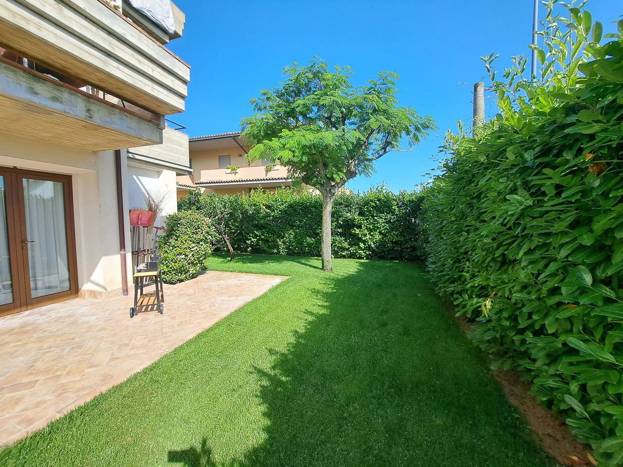 "Daphne Experience". in Loreto Aprutino, Provincia de Pescara