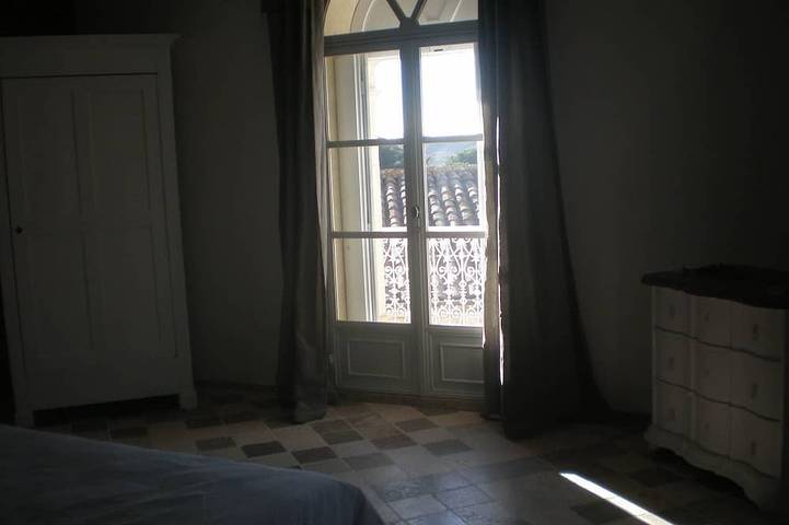 Gîte pour 6 personnes, avec jardin à Combas - 4
