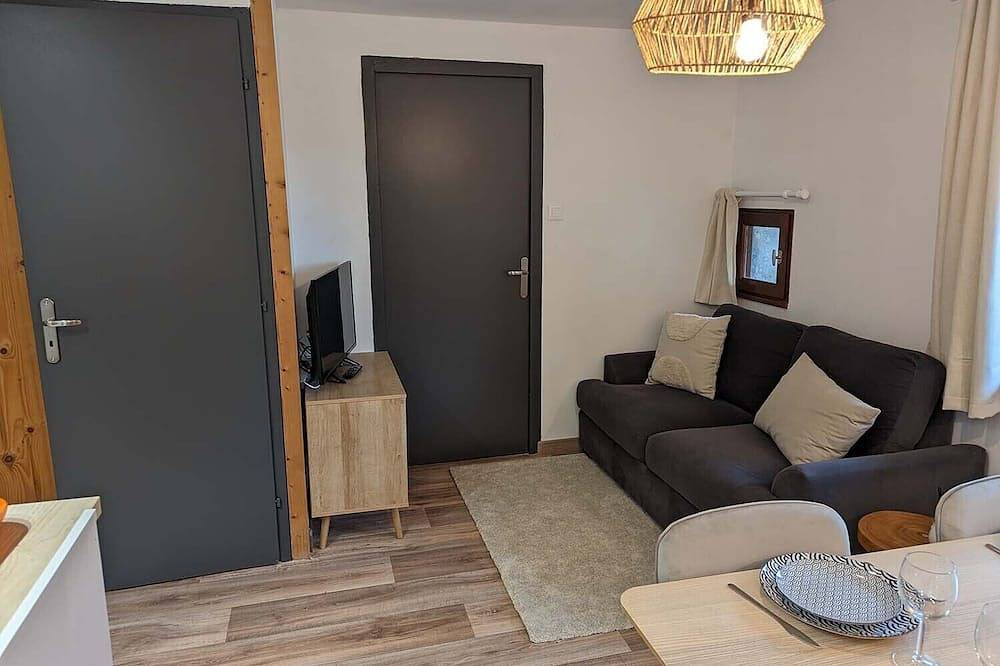 Appartement entier, Gîte La p'tite Lulu à St Pierre d'Entremont, à côté Cirque de St Même. in Saint-Pierre-d'Entremont, Isère