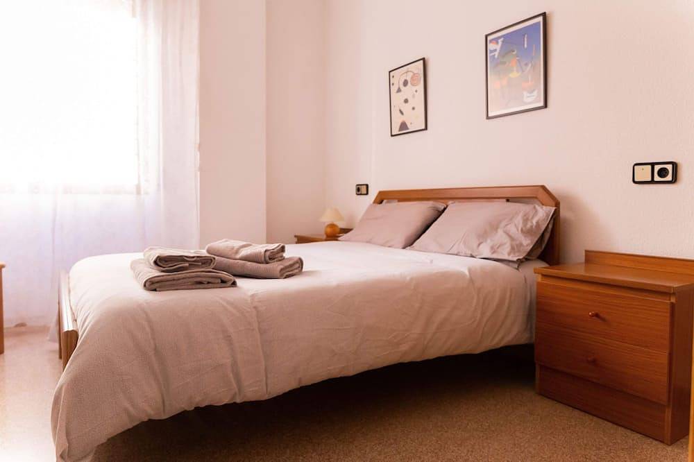 Apartamento entero, Apartamento muy próximo al centro y a la playa in Campoamor, Alicante