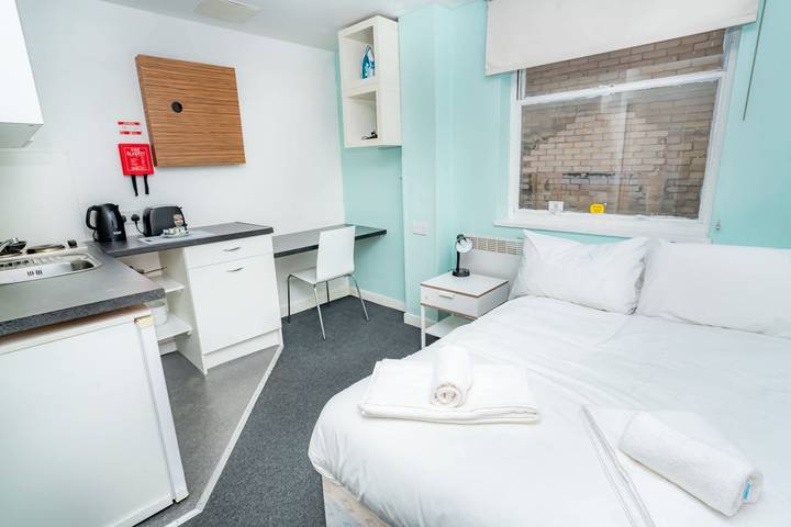 Holiday rental for 2 people in Coventry