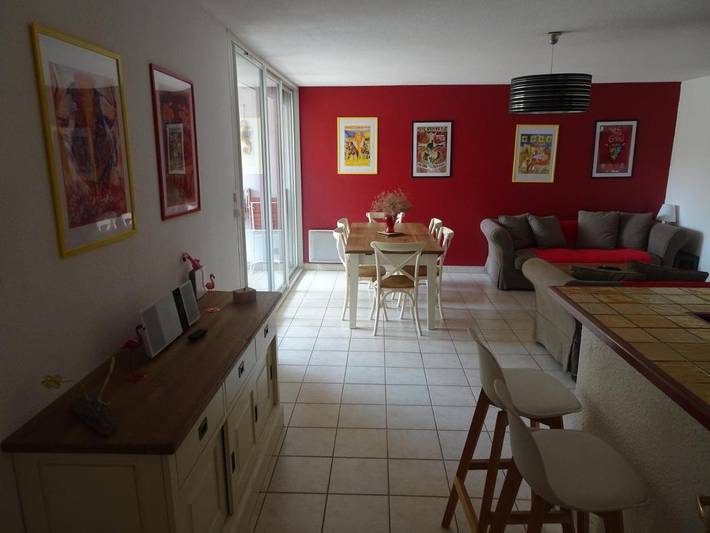 Gîte pour 6 personnes, avec vue ainsi que terrasse et piscine dans Gare D Aigues Mortes - 2