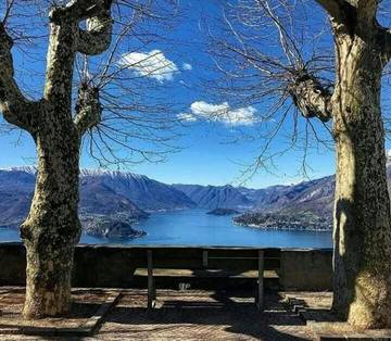 Gîte pour 3 personnes, avec vue sur le lac et vue ainsi que jardin et terrasse dans Perledo