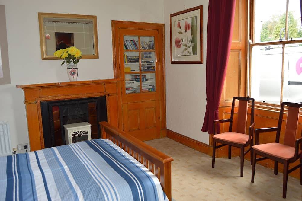 Charming Cottage in Historic Dunfermline, close to several Outlander Locations in Dunfermline, Fife region