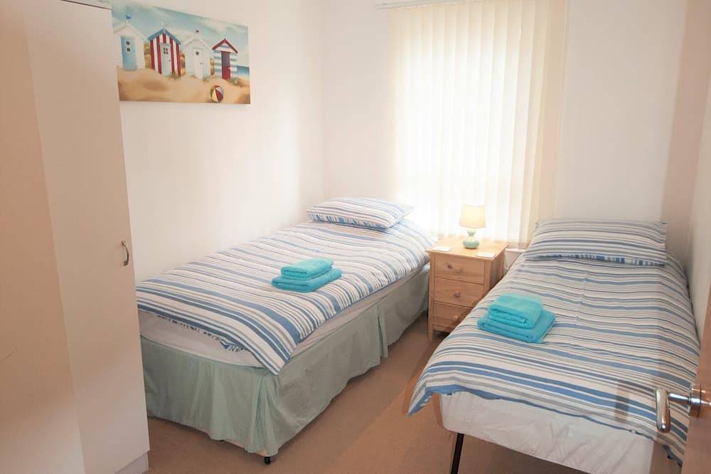 Entire apartment, Coastal Apartments - Wales (Ground Floor) in Llanelli, Carmarthenshire