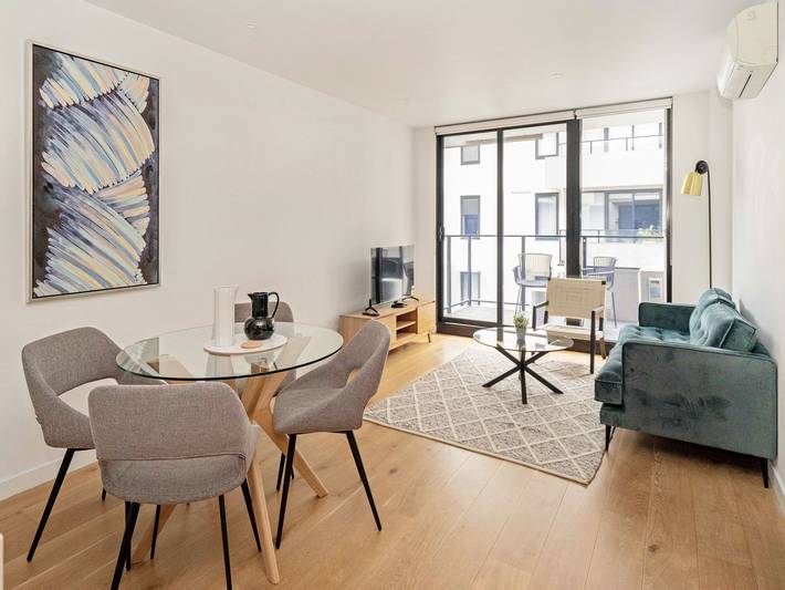 Loft voor 2 personen, met zwembad en balkon/terras, kindvriendelijk in Victoria