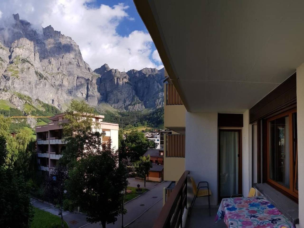 Appartamento intero, Ferienwohnung mit Bergblick in Leukerbad, Leukerbad e dintorni