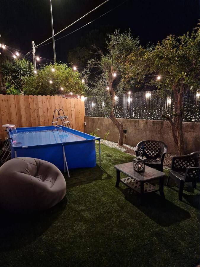 Location de vacances pour 8 personnes, avec jardin ainsi que piscine et vue, animaux acceptés à Taranto - 3