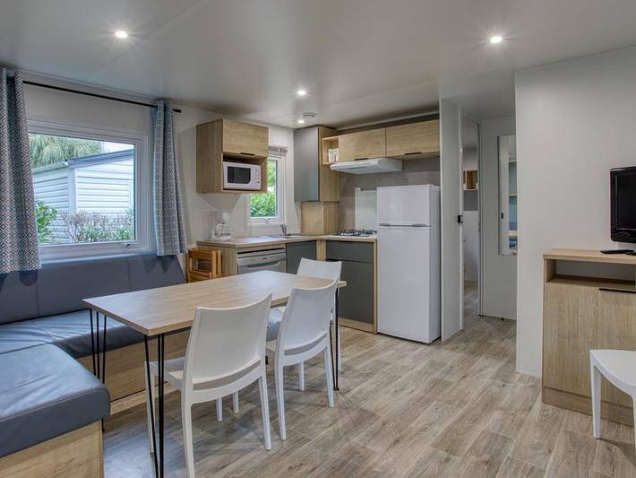 Camping La Salvinie - Mobilheim 6 personen - Mobilheim Privilege Xl 3ch Tv Lv 6 pers in Terrasson-Lavilledieu, Périgord Noir