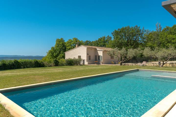 Appartamento intero, Appartamento 'Sur Les Hauteurs Du Luberon' con piscina privata e Wi-Fi in Cucuron, Parco naturale regionale del Luberon