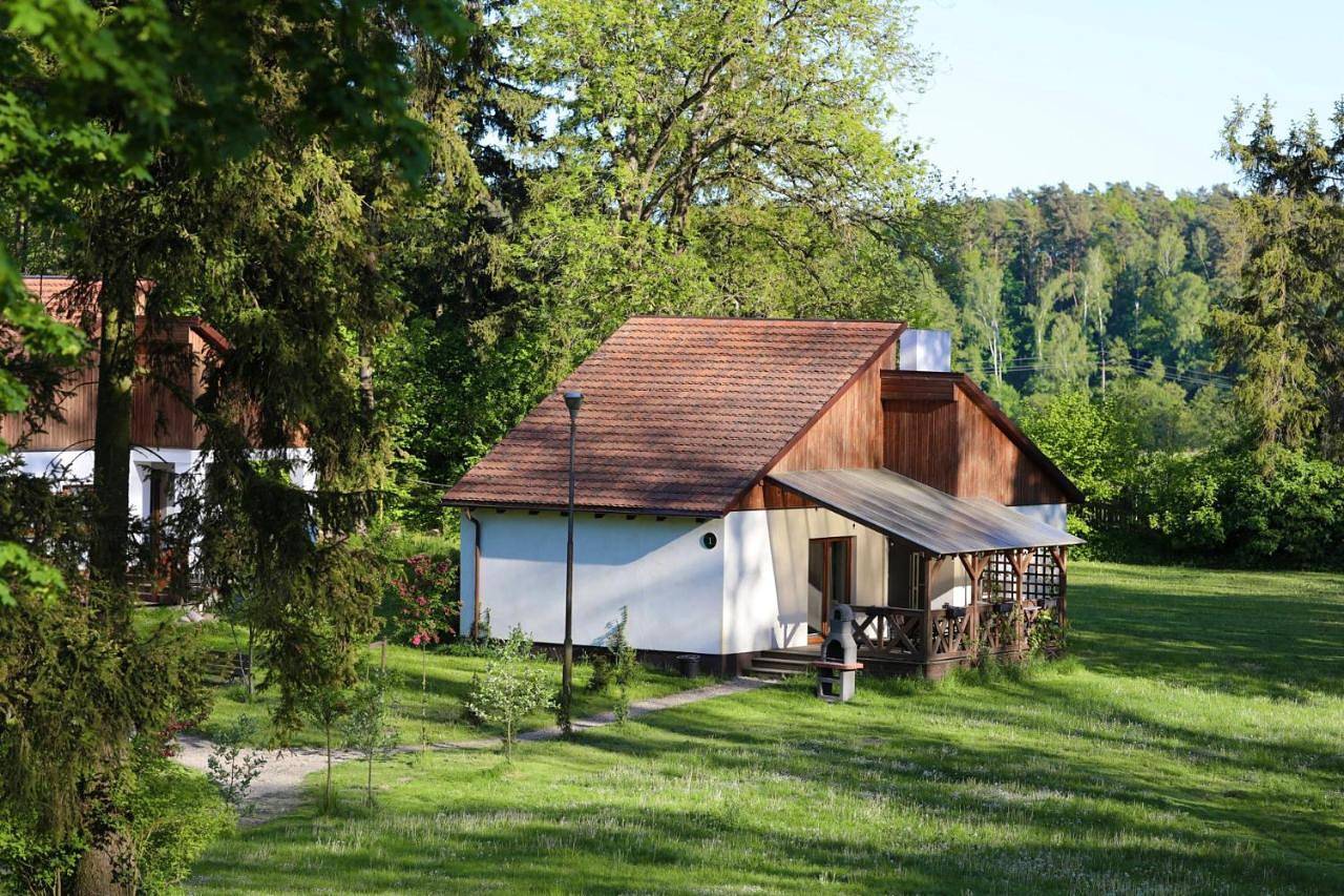 Folwark Wierzchy - Domki koło Tlenia in Bory Tucholskie