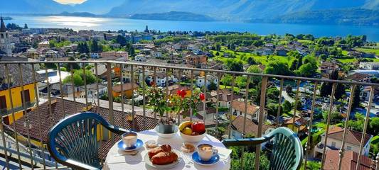 Gîte pour 2 personnes, avec balcon ainsi que vue et vue sur le lac à San Gregorio