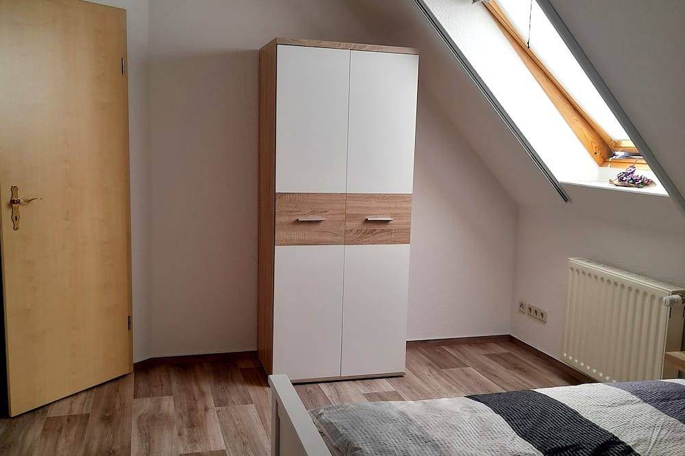 Ganze Wohnung, Ferienwohnung Rosenhof am Plauer See in Alt Schwerin, Plauer See