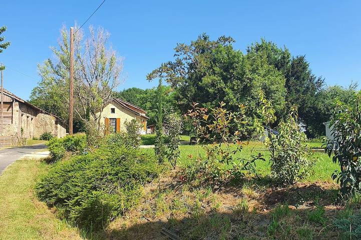 Gîte pour 4 personnes, avec Terrasse et Jardin à Prats-du-Périgord