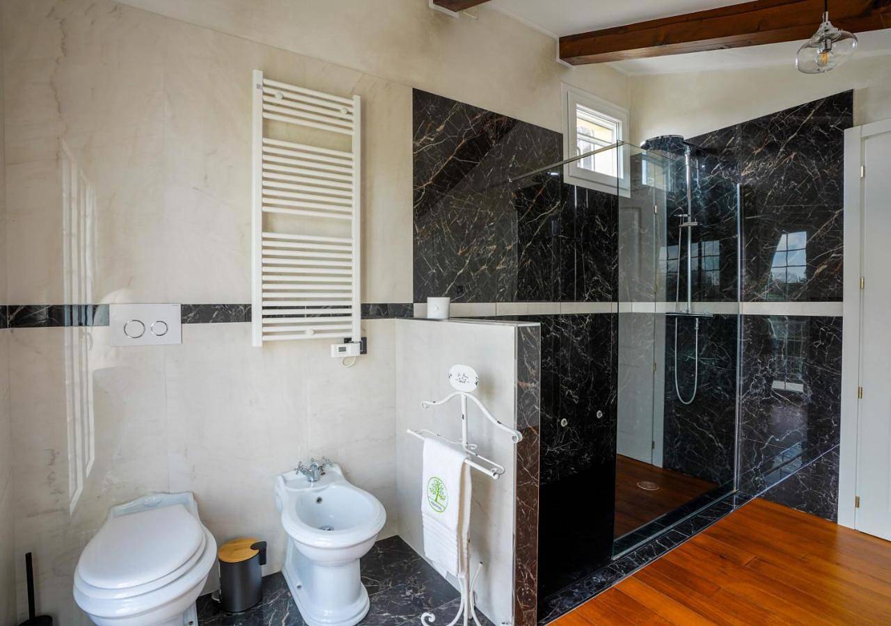 Exclusive Venice Pool Villa - Garden, Bbq & Privacy in Venecia, Provincia de Venezia