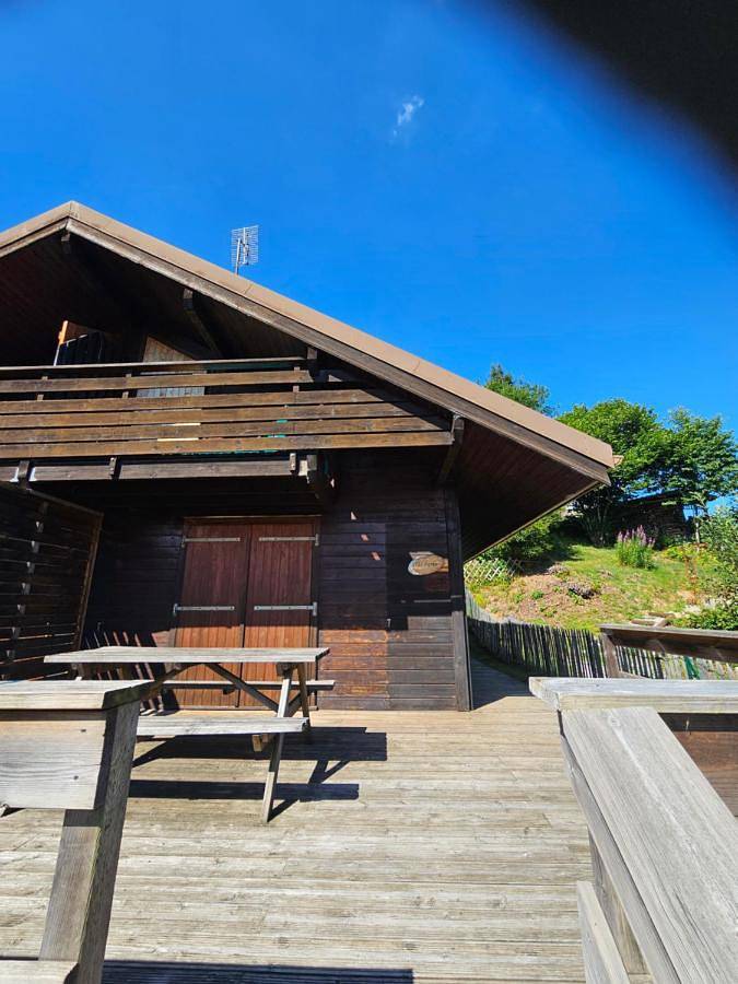 Chalet pour 6 personnes, avec terrasse et vue, animaux acceptés