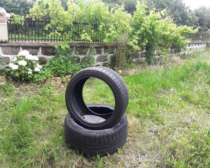 Maison de campagne pour 4 personnes, avec jardin et vue, animaux acceptés à La Berthenoux - 2