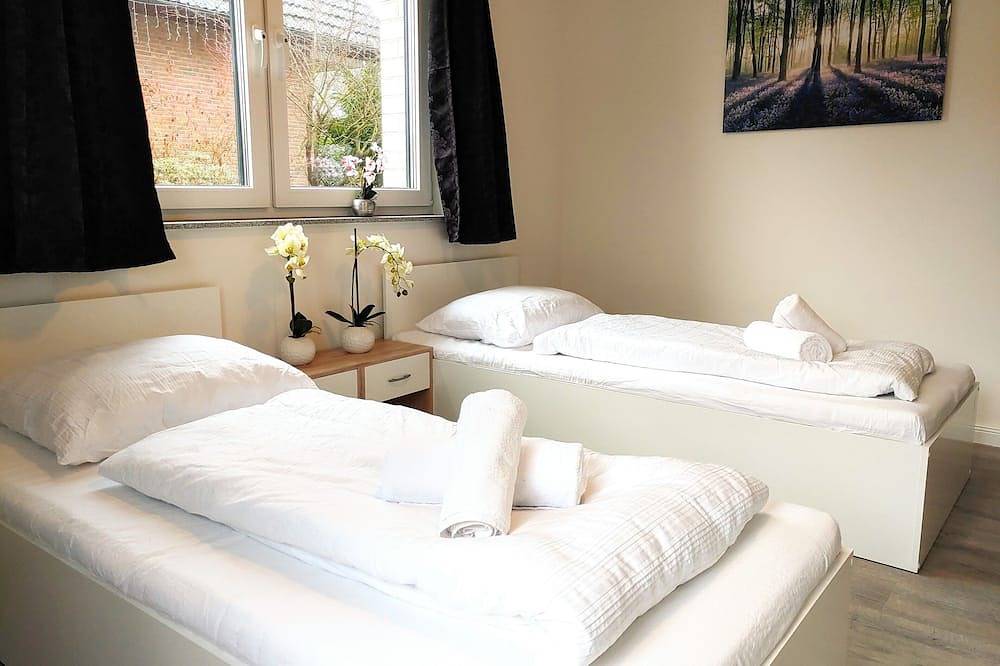 Ganze Wohnung, Aparthotel \"Dat Witte Hus\"<br>Comfortable apartment for 6 people <br> in Geesthacht, Kreis Herzogtum Lauenburg