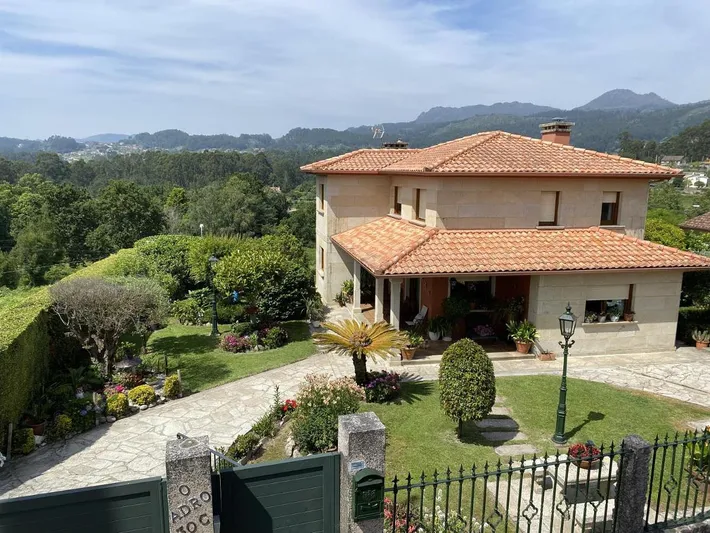 Casa de vacaciones para 8 personas, con terraza además de vistas y jardín, Se admiten mascotas - 1