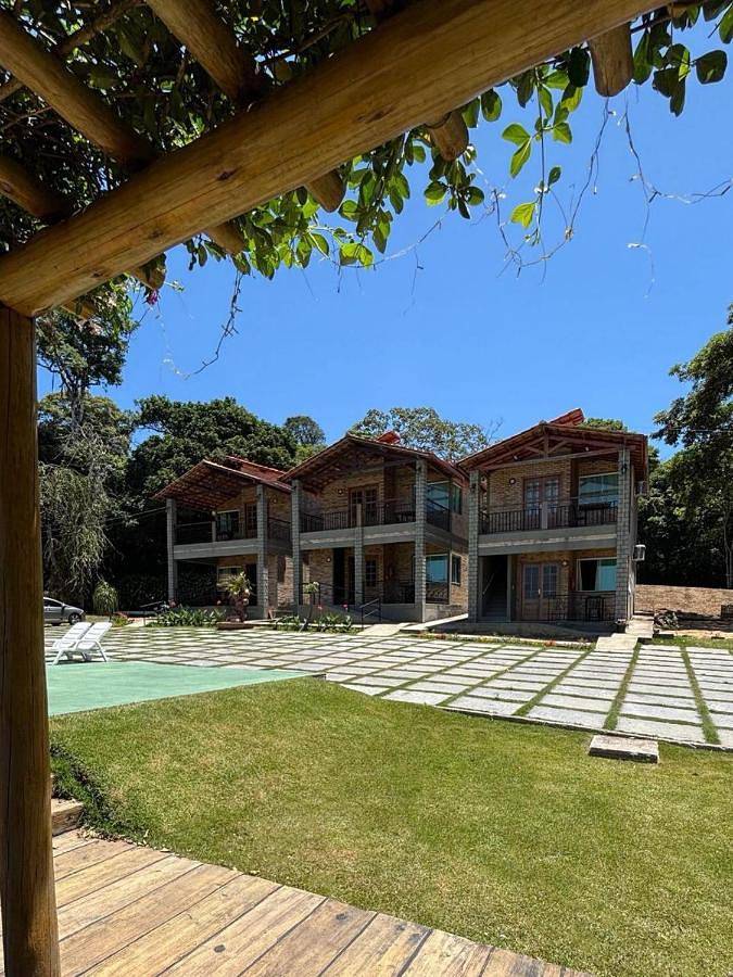 Pousadas para 3 pessoas, com piscina e terraço e ainda vista and jardim, com animais de estimação em Ubajara