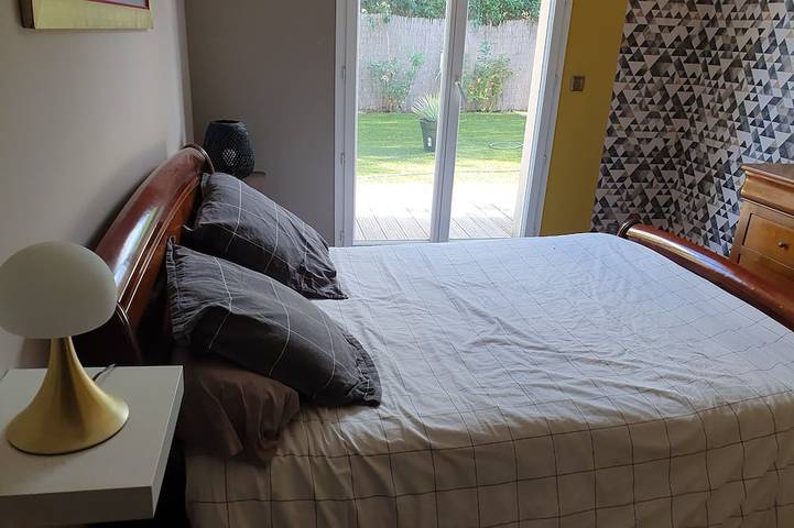 Apartamento entero, T3 en rdj Avec Terrasse et 300m2 de Jardin in Marsella, Costa mediterránea (Francia)