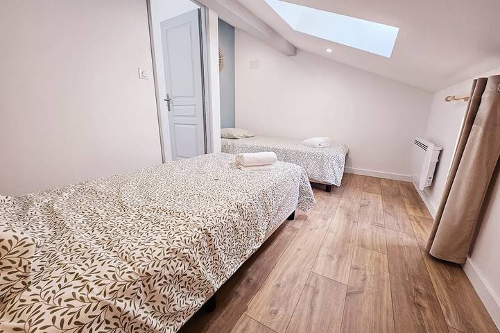 Location de vacances pour 8 personnes, avec terrasse et jardin à Châteauneuf-sur-Charente - 3