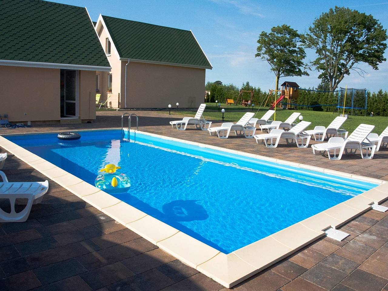 Dom szeregowy nad jeziorem na terenie basen, sauna, in Powiat koszaliński