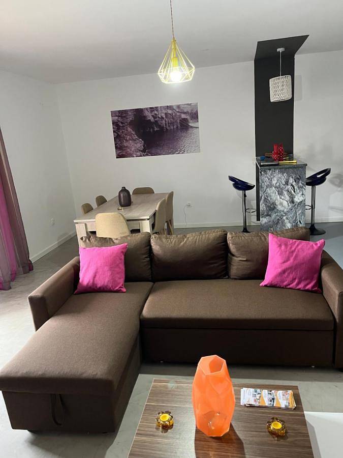 Gîte pour 2 personnes, avec terrasse dans Tarrafal