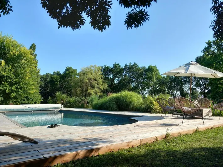 Casa de huéspuedes para 2 personas, con vistas y terraza además de piscina y jardín - 1