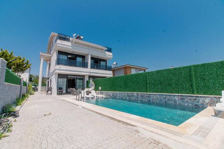 Ferienhaus für 6 Personen, mit Pool und Garten sowie Whirlpool in Belek