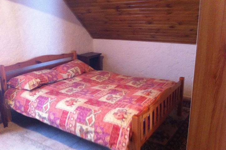 Gîte pour 8 personnes, avec terrasse et jardin à Roubion - 4