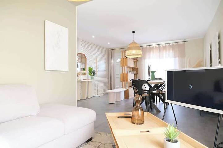 Location de vacances pour 6 personnes, avec jacuzzi à Saint-Lô