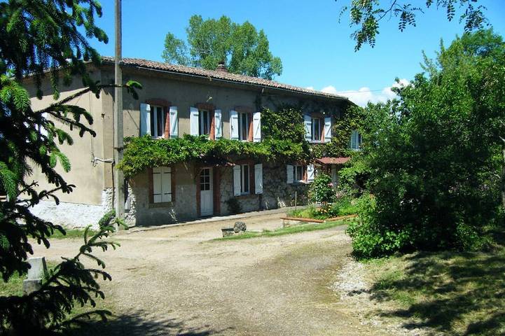 Gîte pour 4 personnes à Sermentizon
