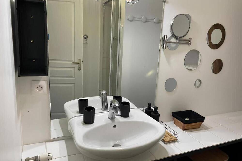 Domaine De La Chênaie: Les Hortensias in Saint-Martin-sur-Ocre, Región de Montargis