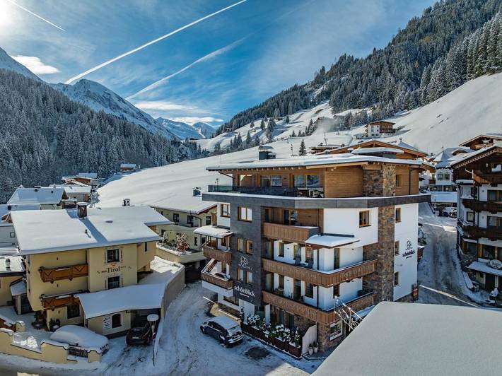 Vakantiewoning voor 3 personen, with Balkon and Terras as well as Sauna and Uitzicht in Lanersbach